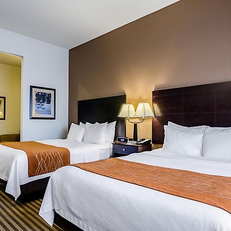 Comfort Inn & Suites Lawrence - University Area Eksteriør bilde