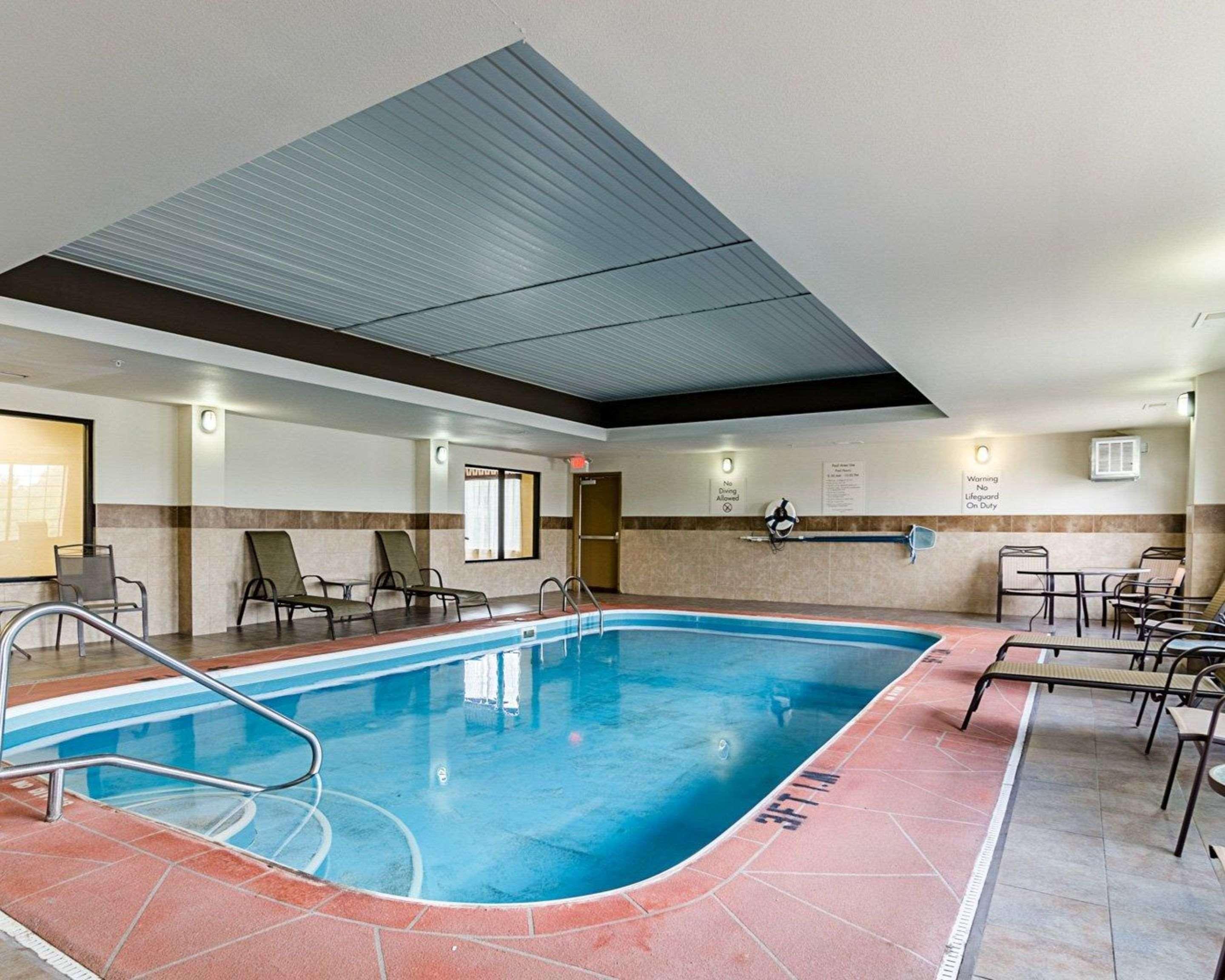 Comfort Inn & Suites Lawrence - University Area Eksteriør bilde