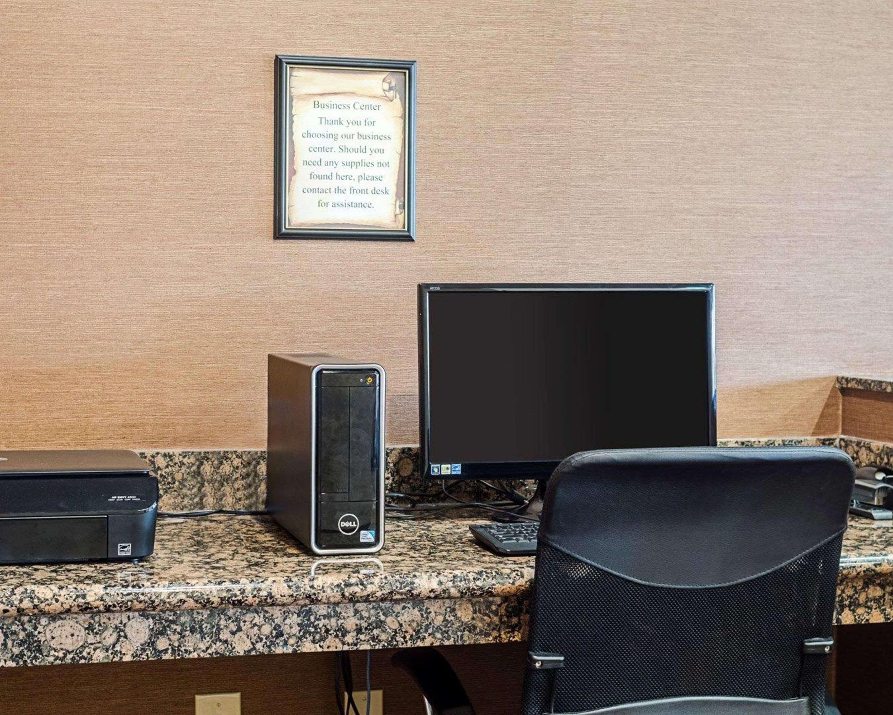 Comfort Inn & Suites Lawrence - University Area Eksteriør bilde