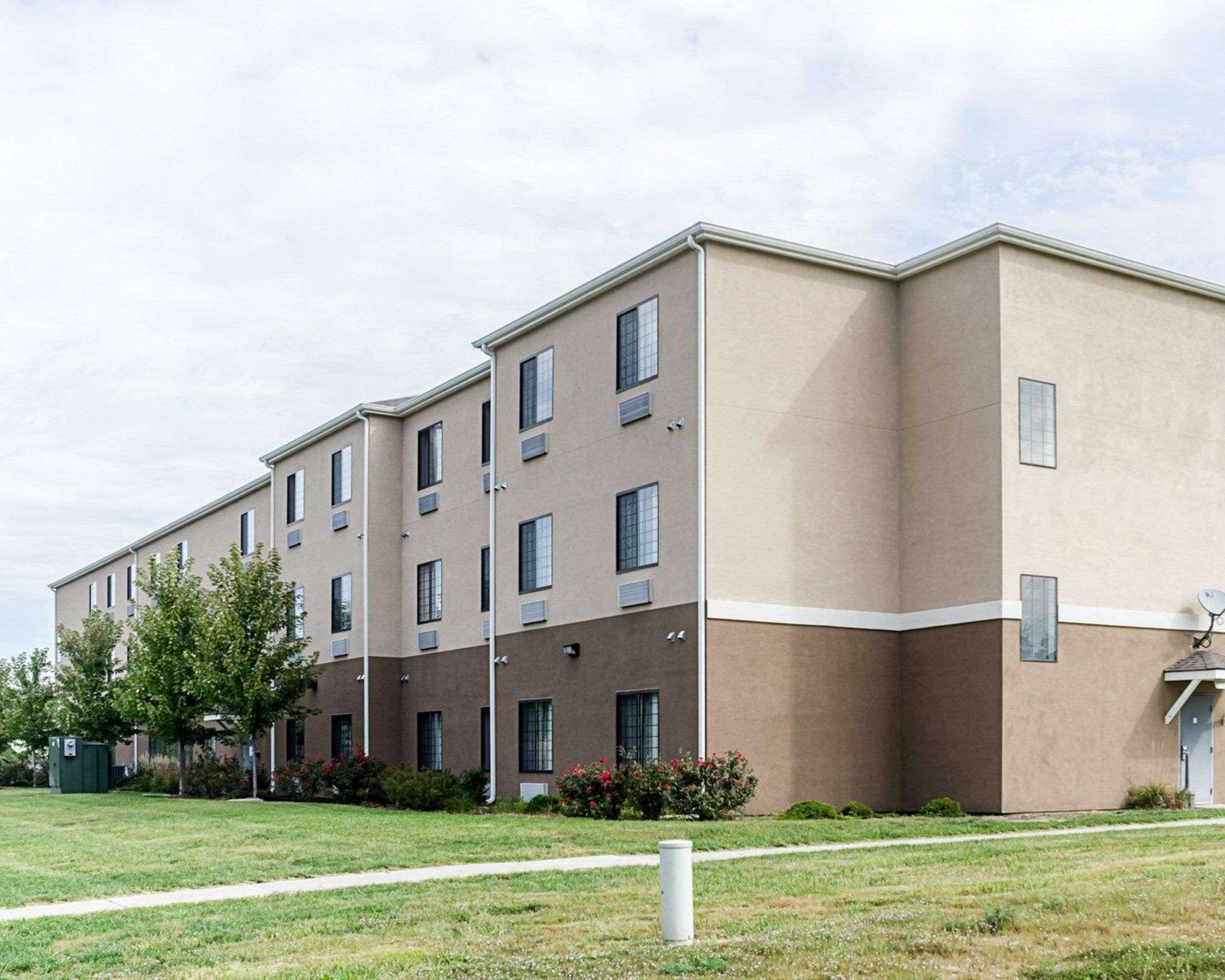 Comfort Inn & Suites Lawrence - University Area Eksteriør bilde