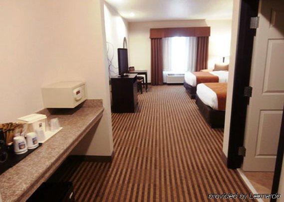 Comfort Inn & Suites Lawrence - University Area Eksteriør bilde