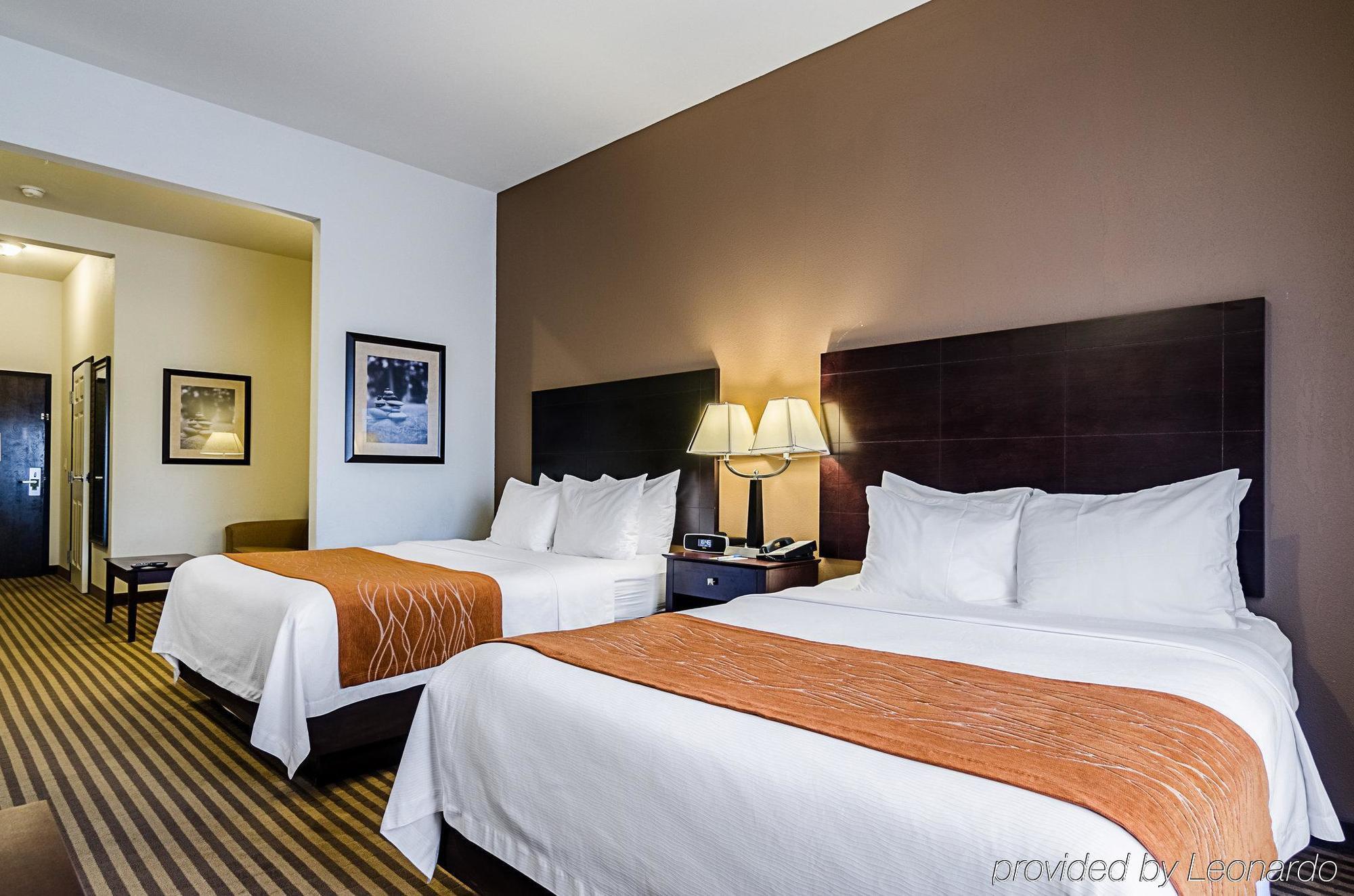 Comfort Inn & Suites Lawrence - University Area Eksteriør bilde