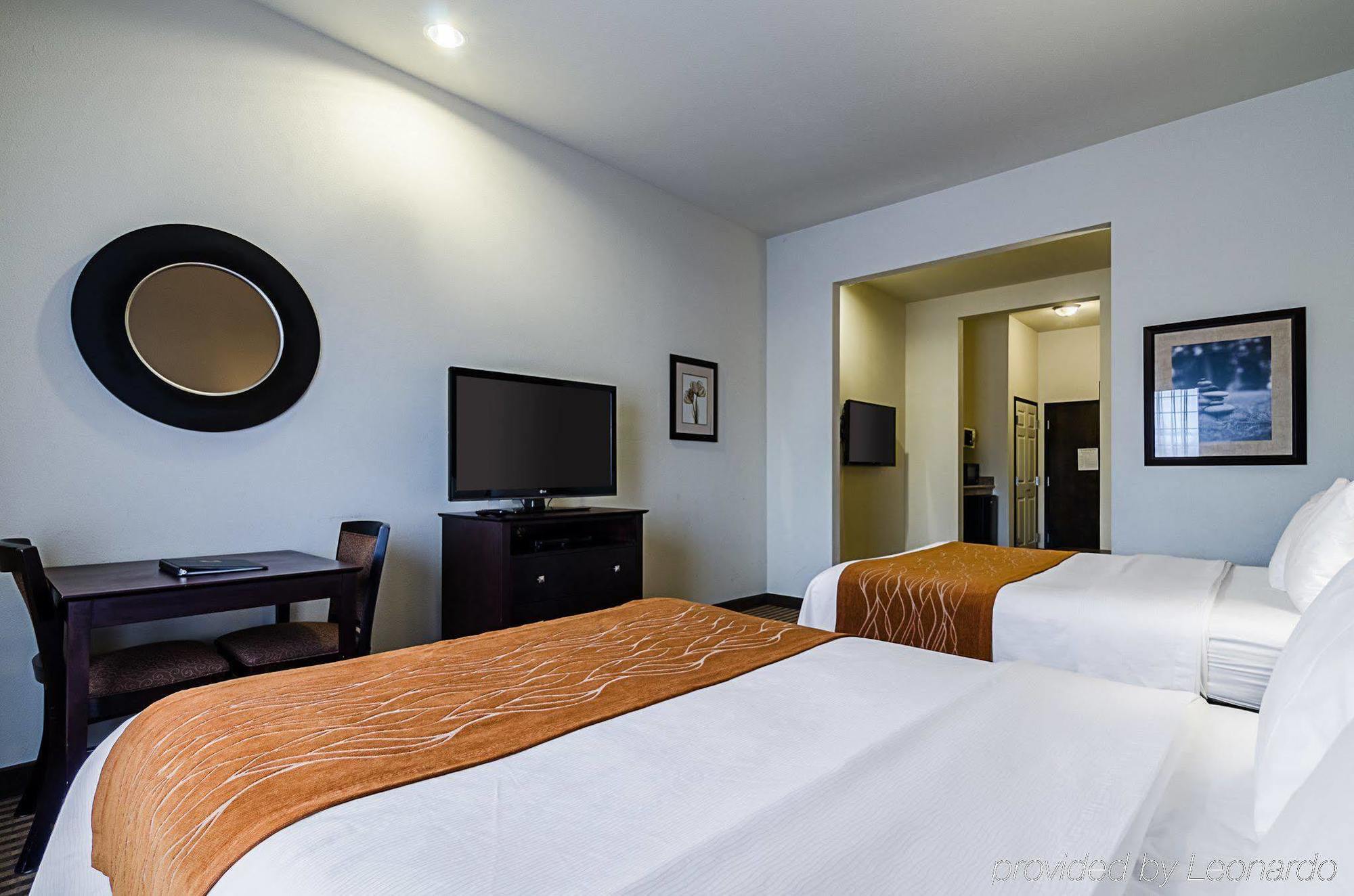 Comfort Inn & Suites Lawrence - University Area Eksteriør bilde